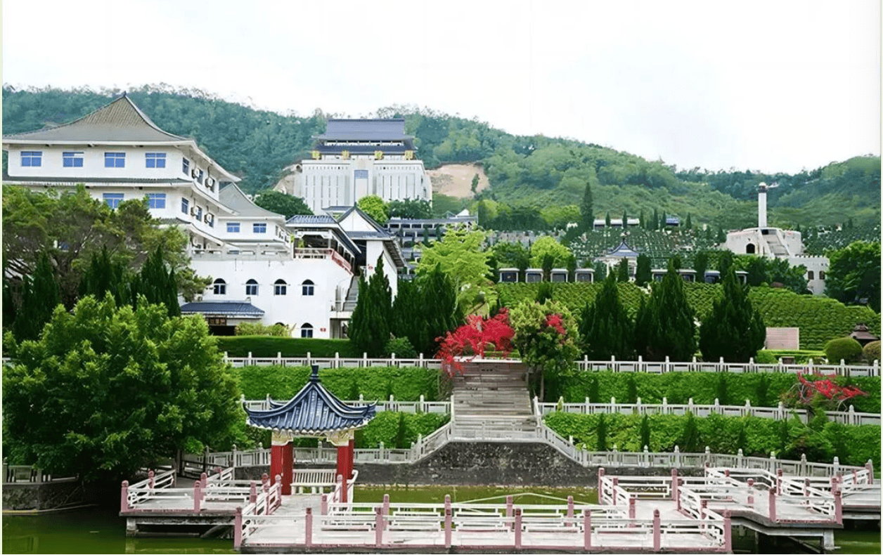 惠州【龙岩艺术陵园】咨询电话_2026年价格【龙岩艺术陵园】墓园详情