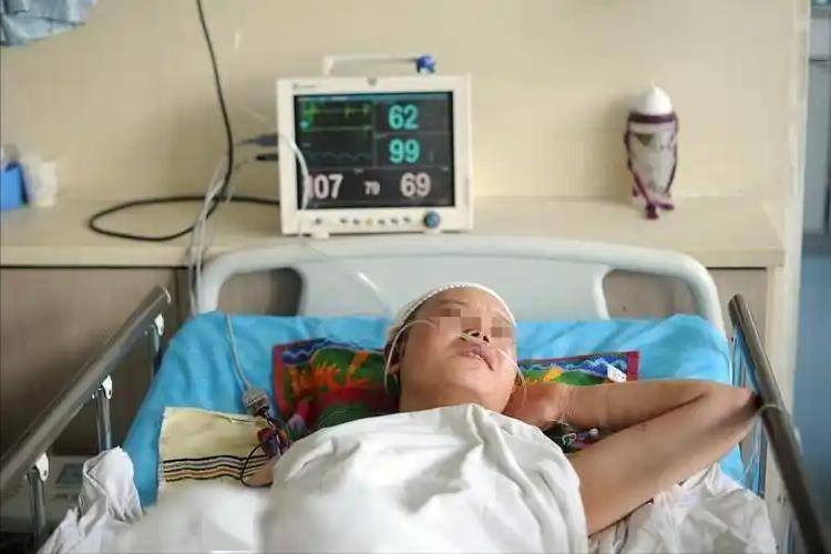 医生告诫：肿瘤患者过了70岁，大多会有这5个状况，要学会接纳