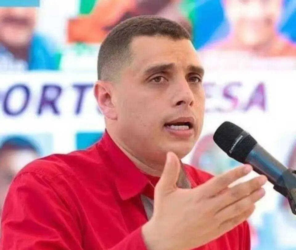 马杜罗前保镖埃斯卡洛纳，出任委内瑞拉内阁要职，代总统：他忠诚可靠、经验丰富