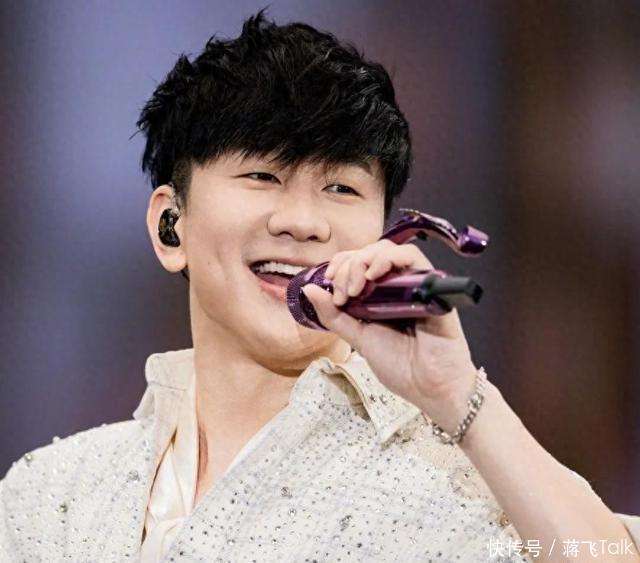 原创            歌手出场费揭秘！薛之谦价格媲美林俊杰，杨丞琳比张韶涵低50万