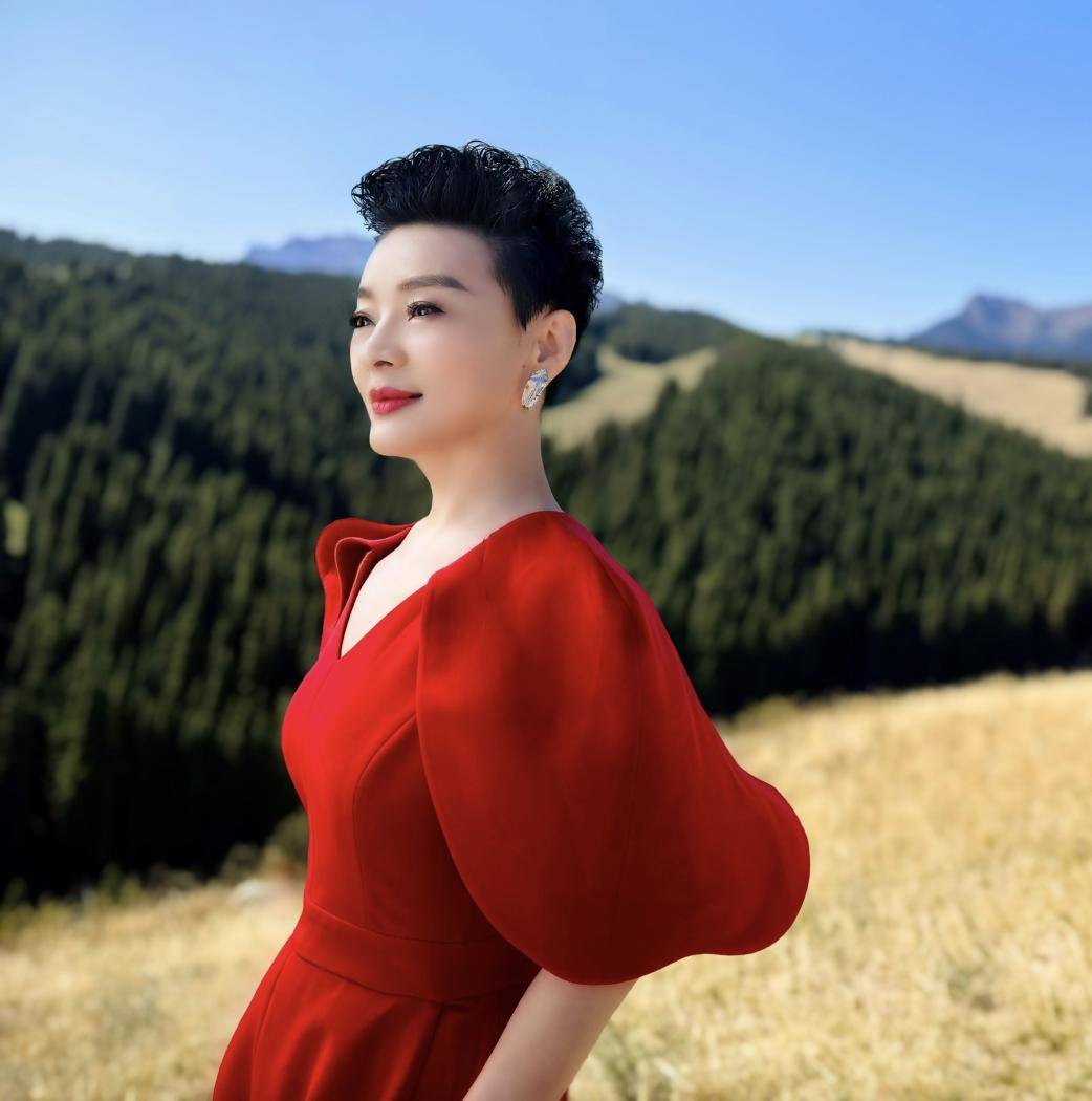 《人民的选择》央视热播 制片人文馨解读“以民为本”创作内核