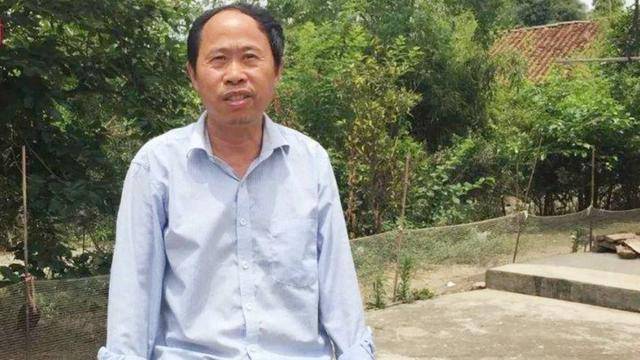 原创            北大医学博士见血就晕，失业在家啃老，如今56岁靠低保生活