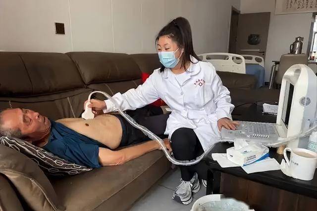 调查发现：爱喝茶的人，患肾结石的概率比不喝茶的人高10倍不止？