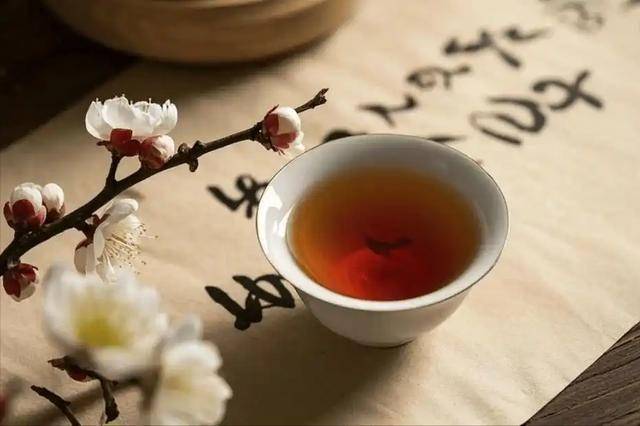 茶叶再次成瞩目！医生表示：高血脂患者常喝茶，或会有这些变化