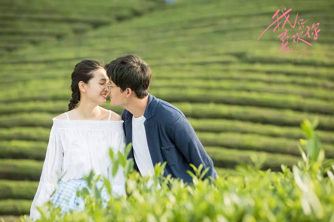 原创            网友偶遇吴倩张雨剑带孩子在芬兰旅游，女儿很可爱，猜他们疑复合