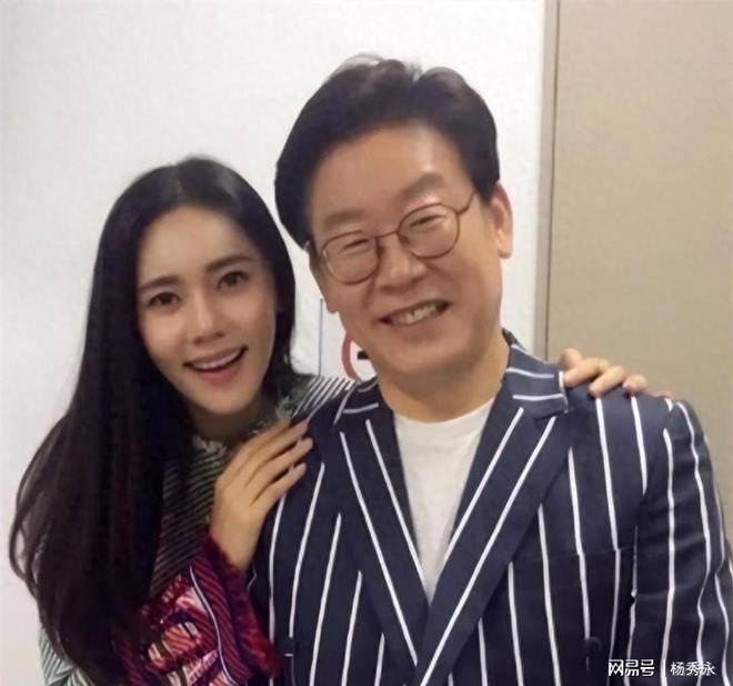 原创            于晓光做梦没想到，韩国总统访华仅3天，46岁秋瓷炫会意外火出圈