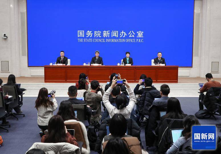 工信部答极目新闻：打造中国茶、丝绸、瓷器等“国潮精品”，推动国货“出圈”更“出彩”