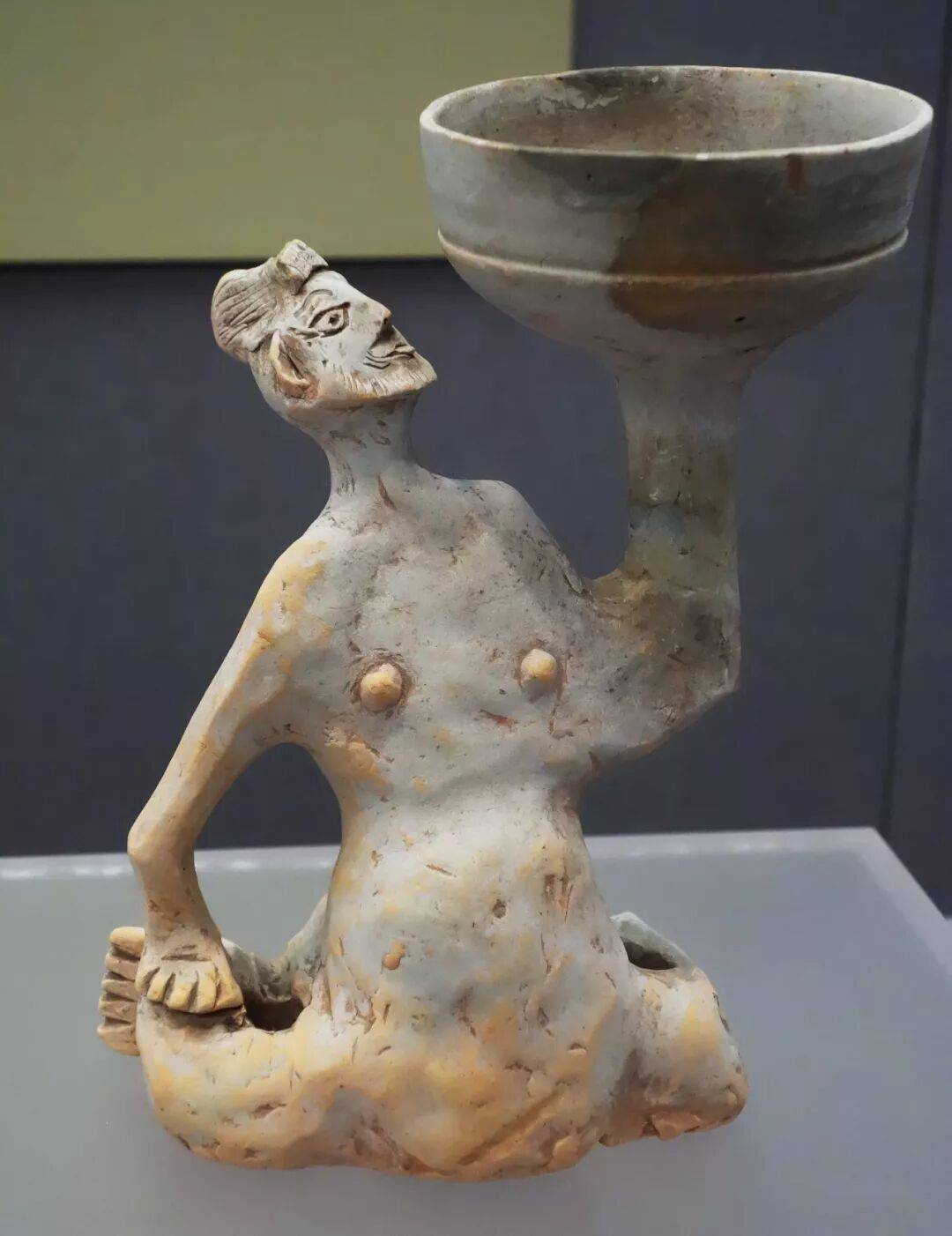 《九城市海上丝绸之路文化遗产精品展》陶瓷篇中：郑央分享