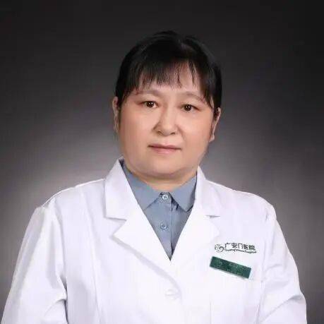 【广医时讯】突然面瘫怎么办？症状、病因及治疗解析