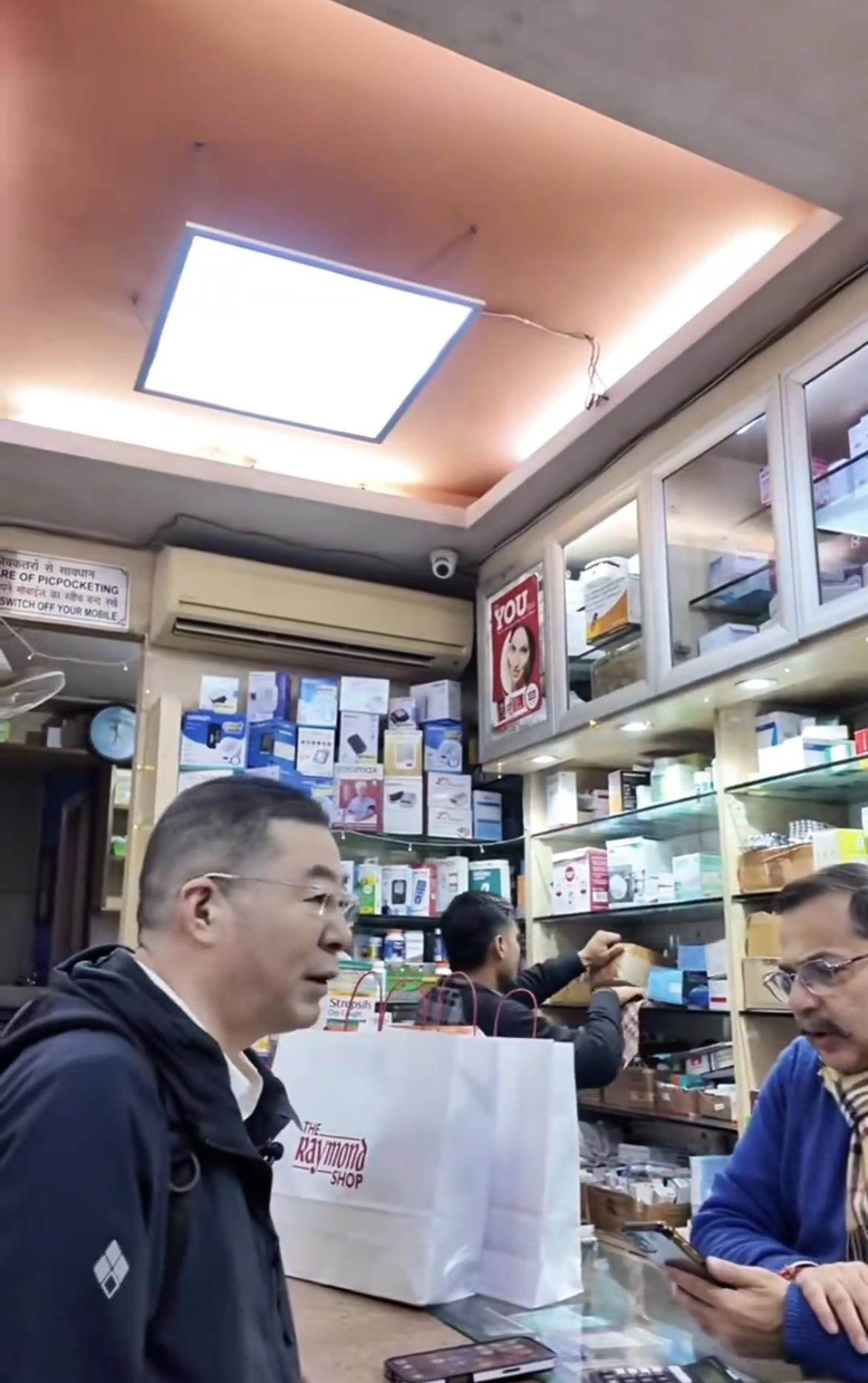 电影《我不是药神》原型陆勇时隔五年重返印度，确诊白血病23年后计划今年停止服药，他去年又开设新公司