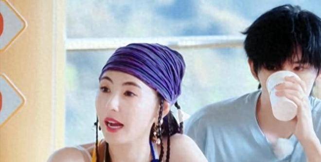 原创            谢霆锋没想到，已备好寿衣和遗照的张柏芝，揭开了王菲仅剩的体面