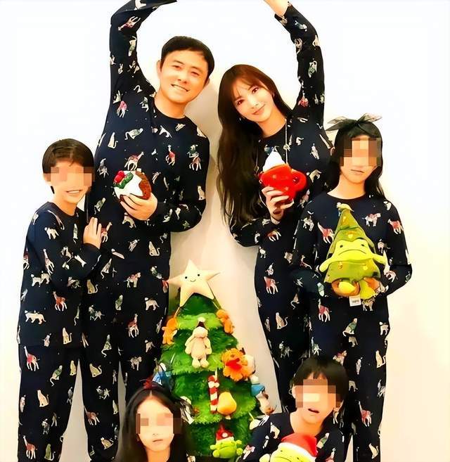 原创            吴佩慈婆婆美国被抓，网友热议纪晓波不娶之恩，比安以轩更享福