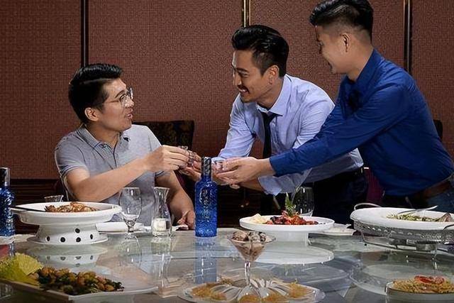 这5个“吸阳”行为，男性早该忍住，为了健康别太放纵自己