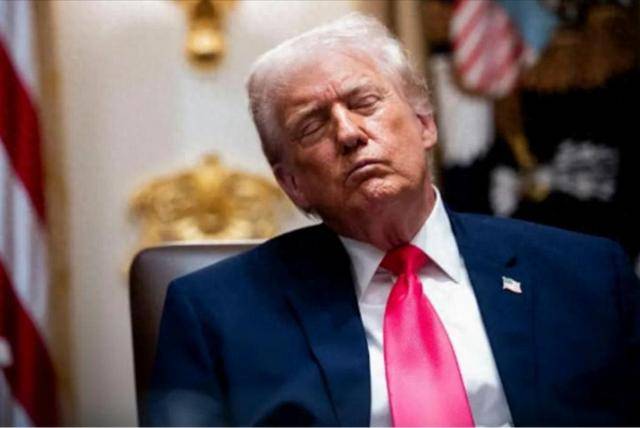 特朗普发文，直言美国可能“会完蛋”，自己或将下台，中国是救星