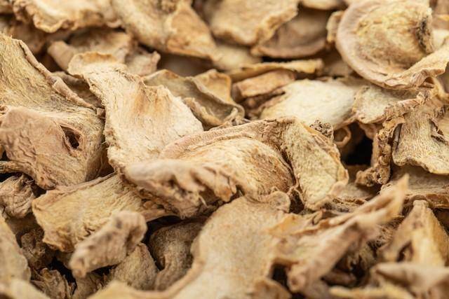 不是干姜没用，是你没找对用法！老食材的新门道，对症用才见效