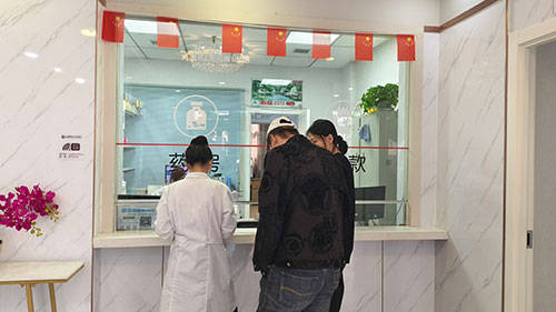 长春女性漏尿问题该如何解决呢