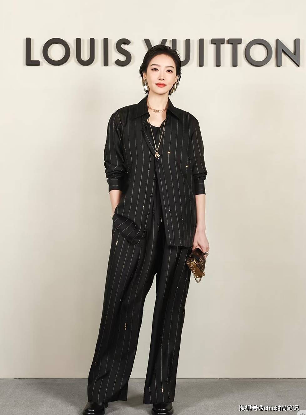 原创            明星造型大放送，男星的帅气与女星的明艳，亮眼、吸睛