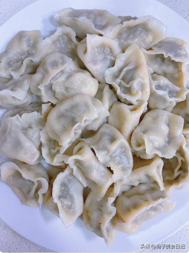 大寒用这菜包饺子，比韭菜香，1驱寒，2祛湿，3助眠，4增免疫