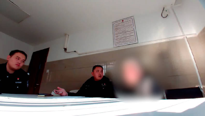 险！51克黄金首饰藏茶叶盒寄“财政部长”？长宁警方火速拦截