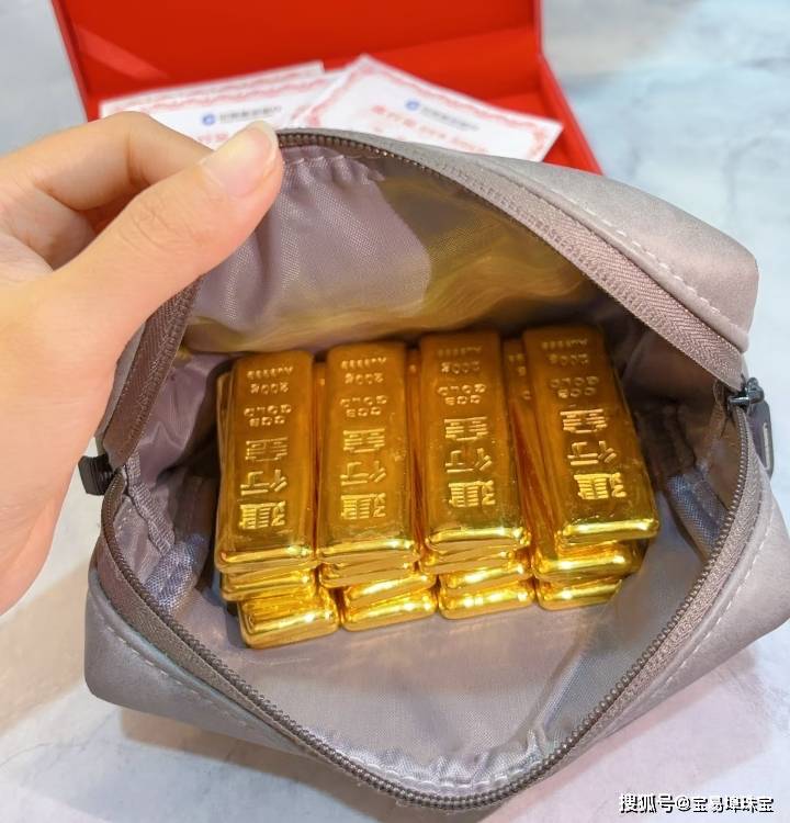 上海黄金钻石回收店，变现不踩坑，免费上门！