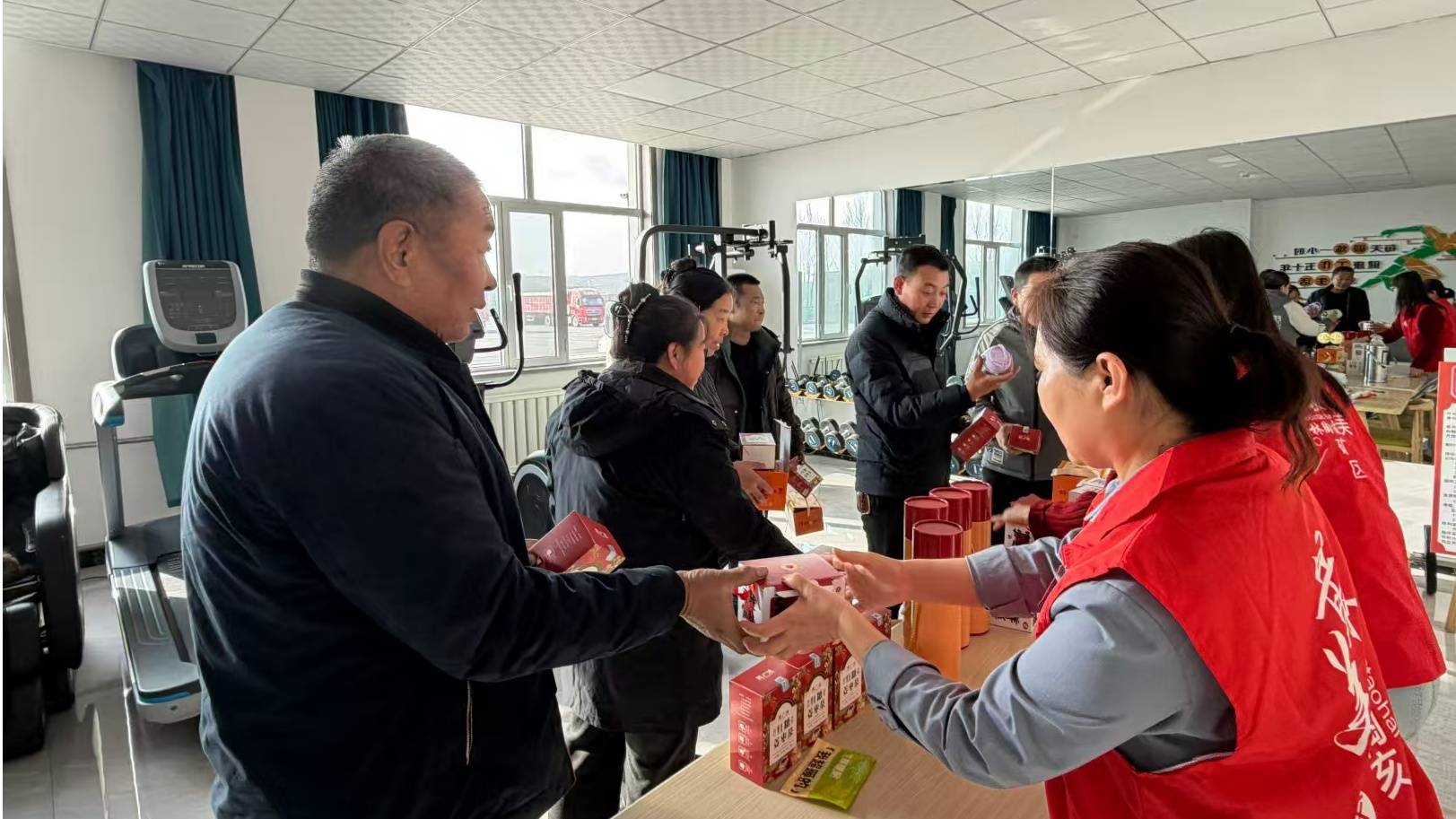 一杯姜茶，一次倾听，让善意伴旅途同行