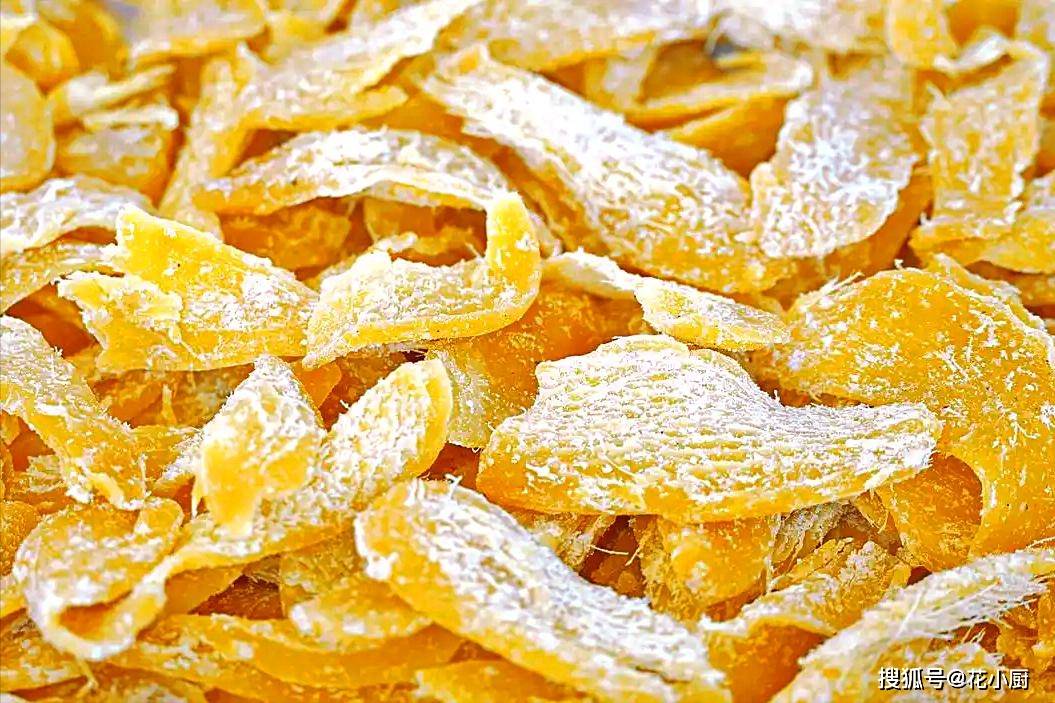 一健脾，二驱寒，三抗菌，四抗氧化，每天吃3片，驱寒暖身不怕冷