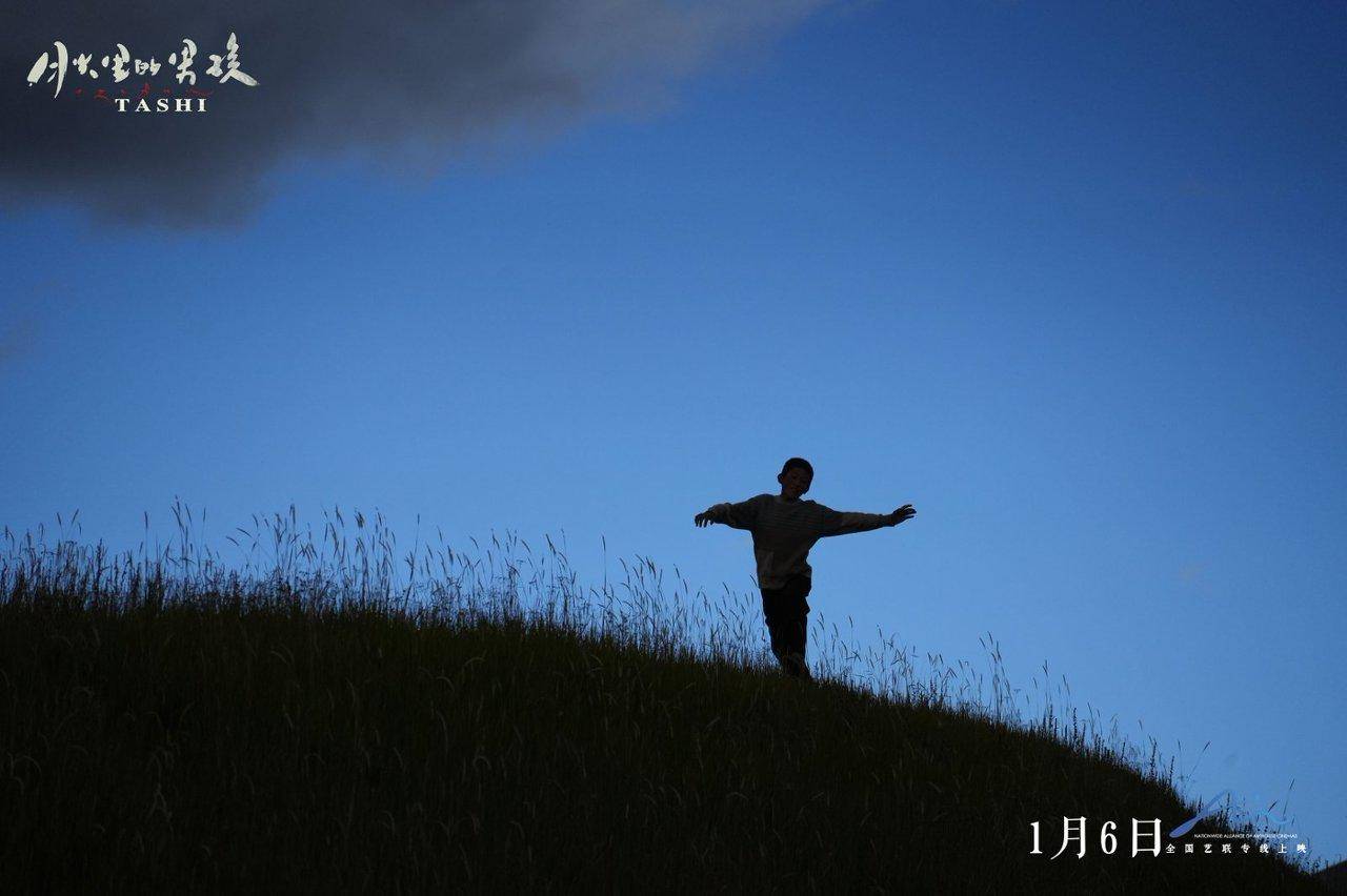 大鹏、刘昊然倾力支持，电影《月光里的男孩》即将上映