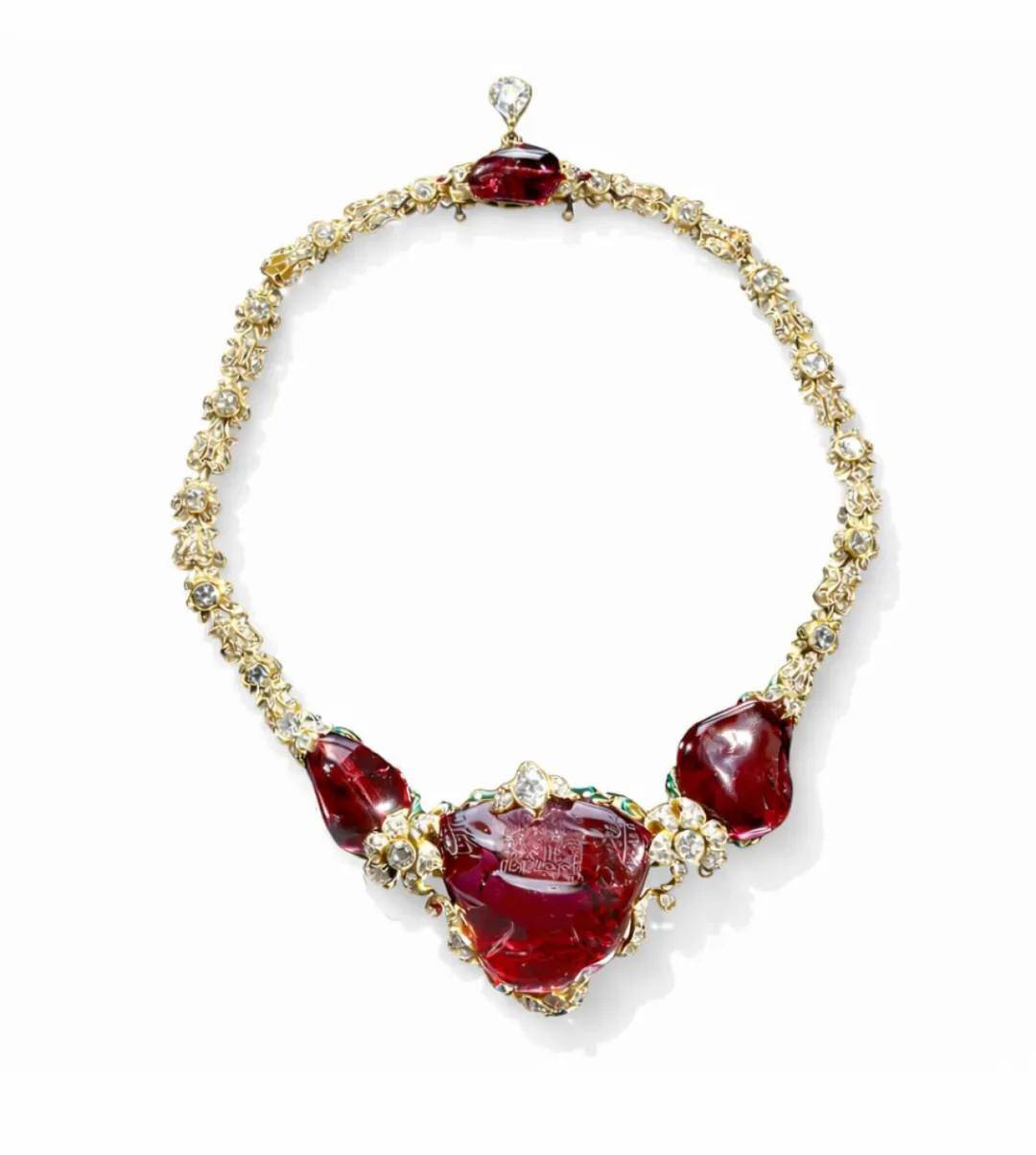 他是世界上最大、历史意义最深远的红色尖晶石之一，曾经被误认为是红宝石