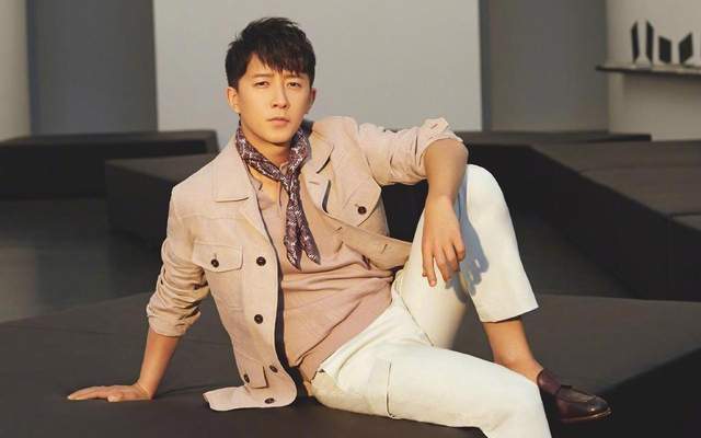 原创            比归国四子+TFBOYS还火？考古2008年的韩庚，才知道什么叫顶流