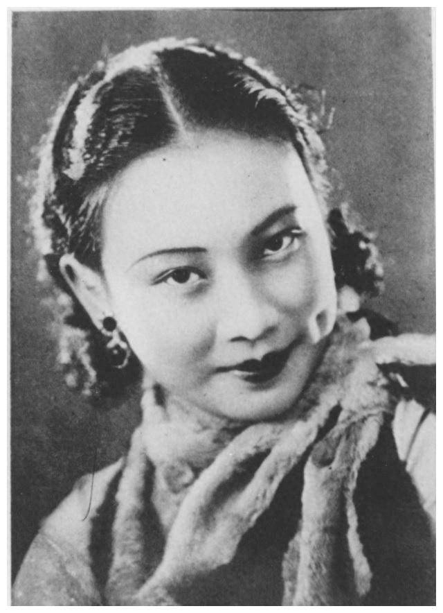 特工皇帝戴笠，分四步狩猎电影皇后，结果如何？传记作家如是说