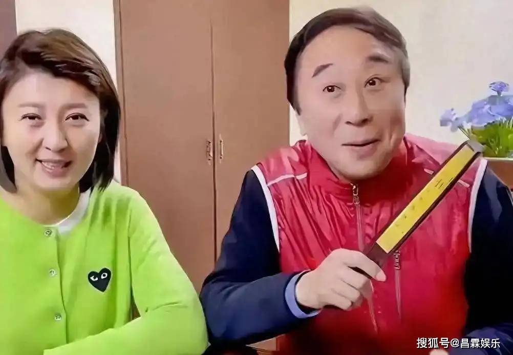 2025年刚结束，4位老艺术家纷纷翻车，理由各异没一个值得同情