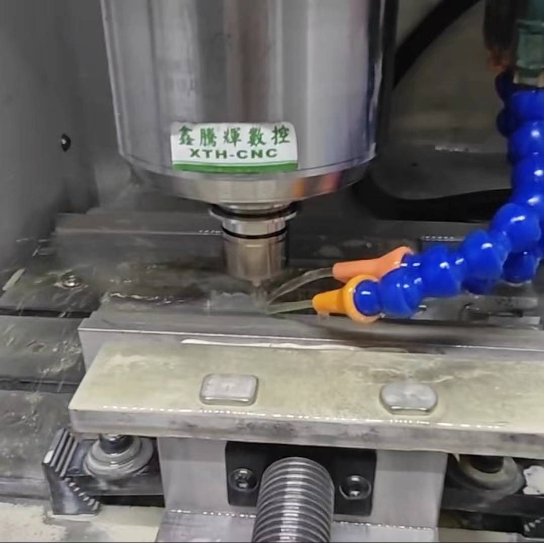 陶瓷精雕机高精度与高防护成为陶瓷加工领域的利器