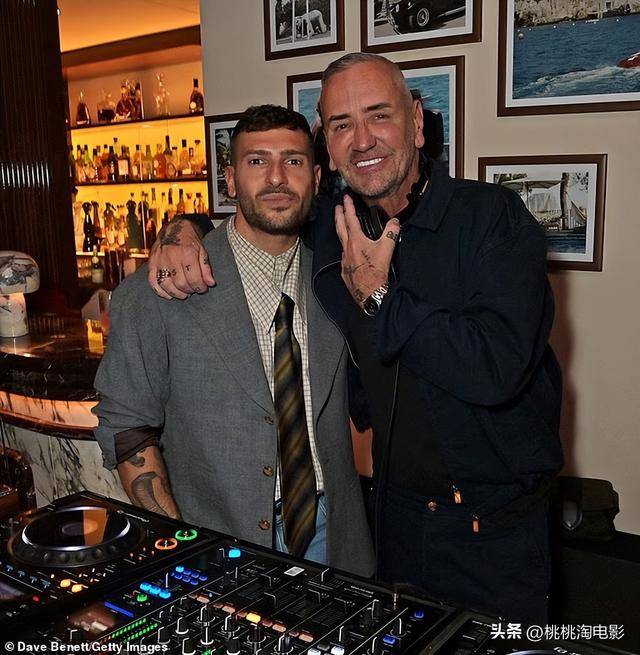 500人前贴身热舞？布鲁克林控诉被亲妈羞辱，宾客补刀：全是真事