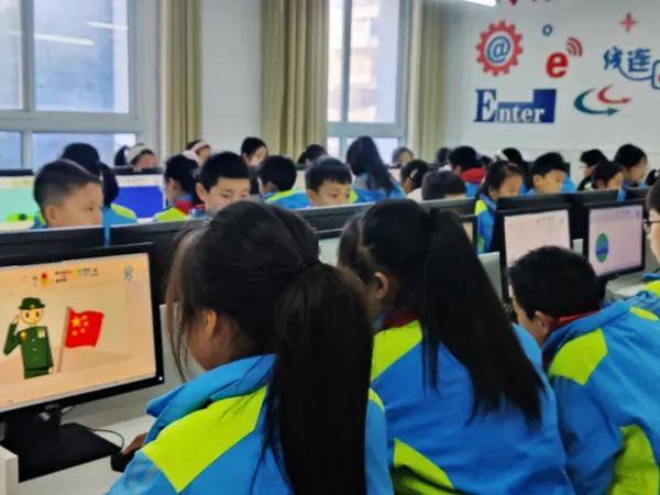 汉滨区江南小学举办电脑绘画大赛