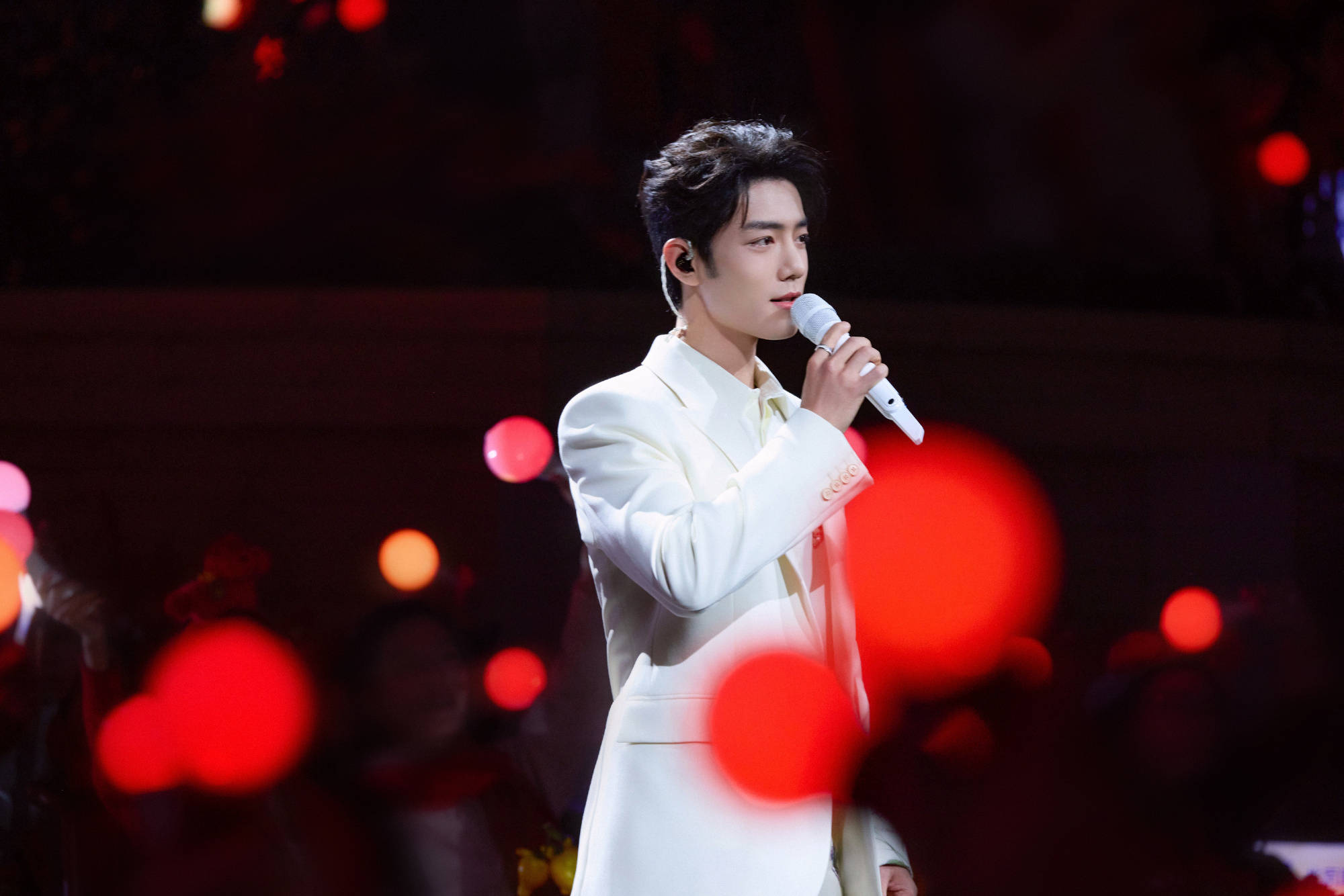 原创            再论北京卫视春晚肖战时间收视下滑，酷云数据佐证，直面才是正途