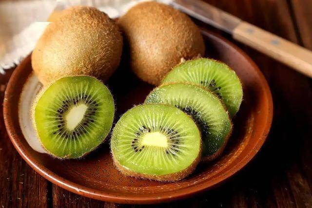 猕猴桃再引关注？研究发现：高血脂经常吃猕猴桃，或收获6个好处
