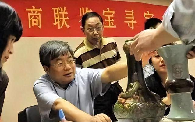 差价500倍！冒牌专家17万骗走乾隆真迹，转手卖8736万后现状如何