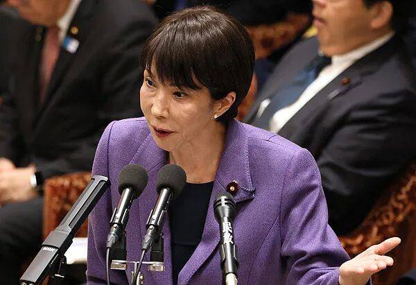 高市表态：反对女天皇