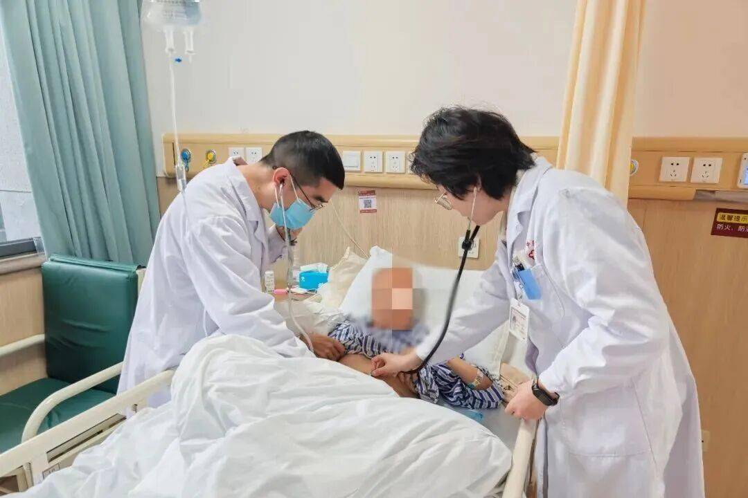 脘腹胀如鼓，肠功能尽失？中医外治法，为73岁胃癌患者“通”出新生机！