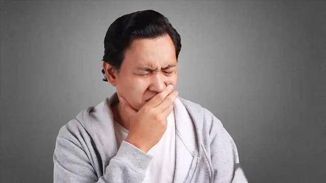 口干反映了什么？医生提醒：可能不是缺水，或是这7种疾病？