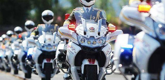 原创            这支部队上镜率最高，堪称国家门面，训练非常艰苦