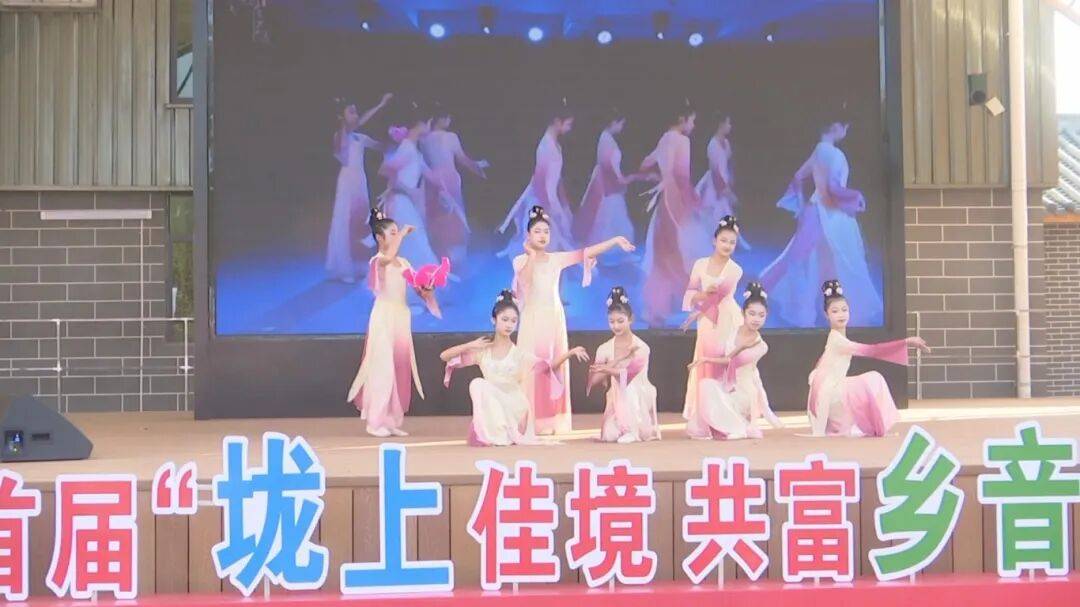 “垅上佳境 共富乡音” 鹤塘镇首届群众歌手大赛决赛圆满落幕