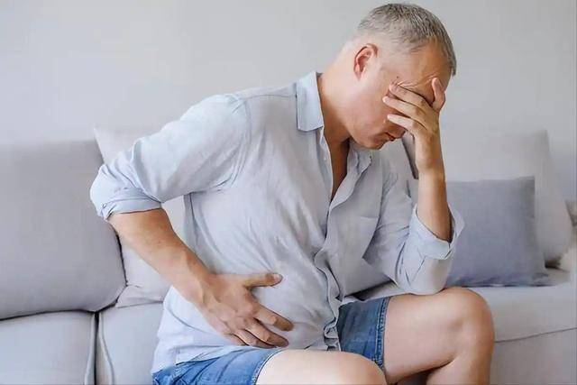 肝癌去世的人越来越多？医生劝告：天冷宁可打牌，也别做这4件事