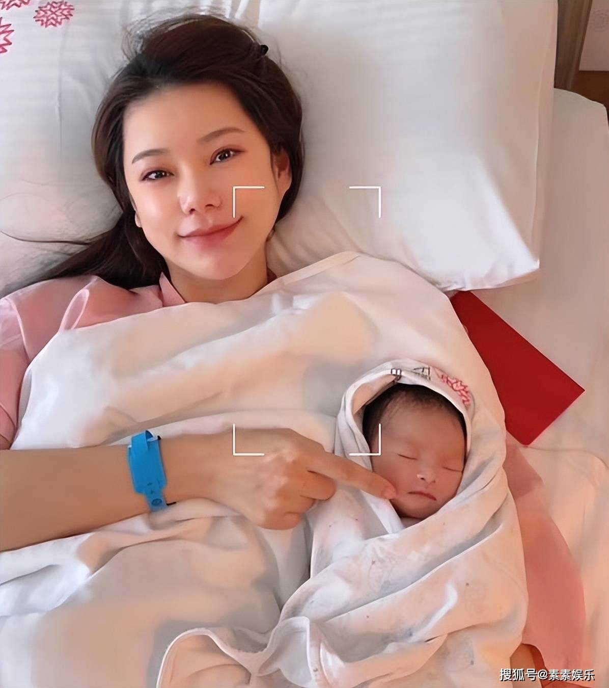 原创            汪小菲官宣三胎出生：承诺会照顾好3个孩子，晒马筱梅与儿子合照