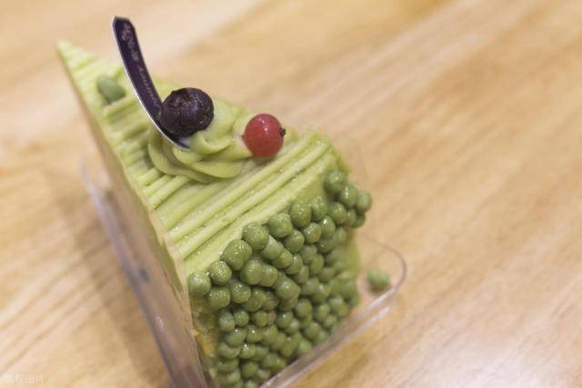 老年人是否要戒甜食？告诫：甜食不吃这4类，或许能更长寿！