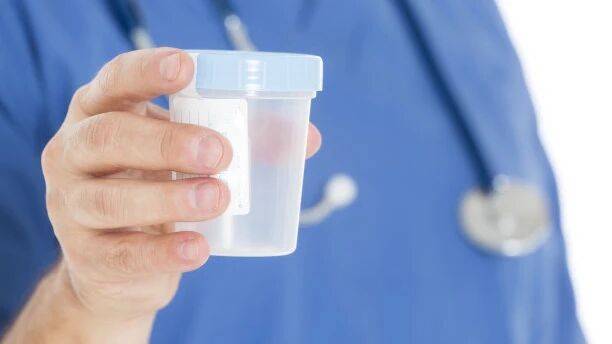 糖尿病患者注意：4个尿液异常指标，暗示病情可能加重！