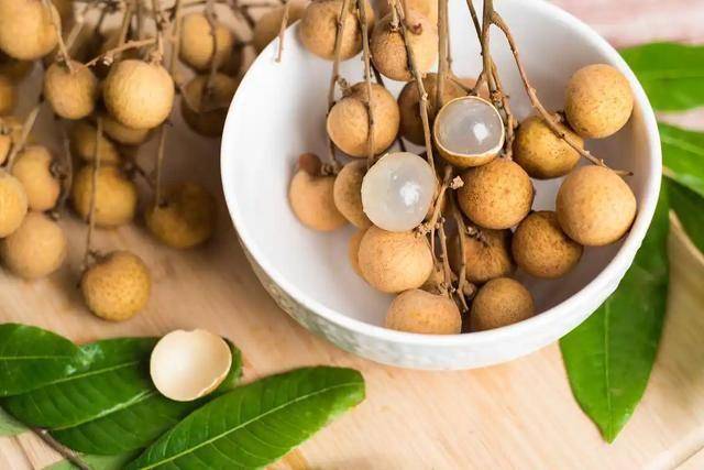 桂圆立大功！医生发现：经常食用桂圆，或能缓解5种常见健康问题