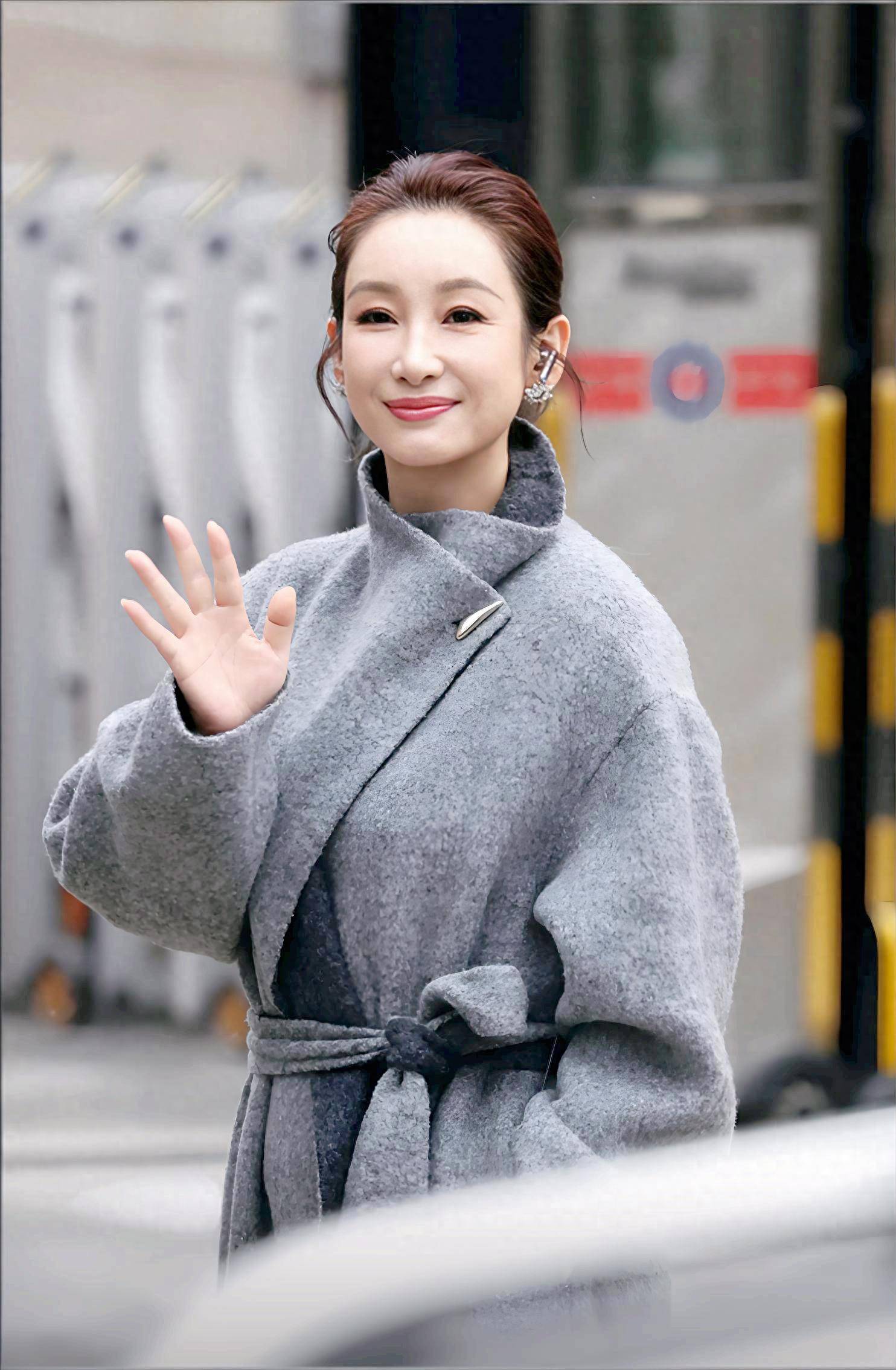 原创            秦海璐将第5次上央视春晚！婚姻的最佳状态是“傍大款”