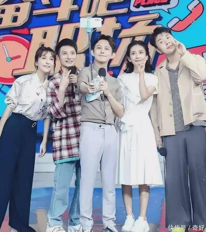 原创            李维嘉重返公众视野，独居生活状态令人惊讶！