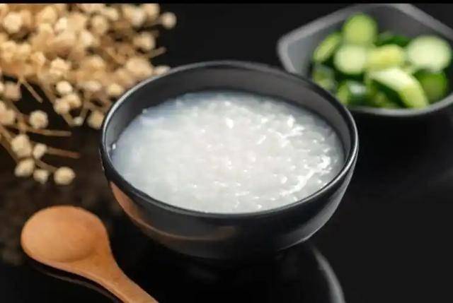 大米粥被关注！医生：常喝大米粥的高血糖患者，或有这几个坏处